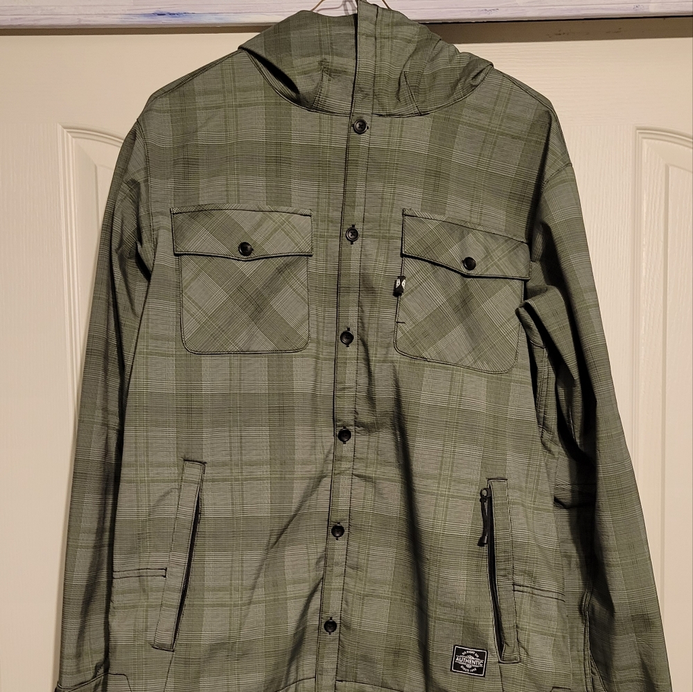 NWOT 686 Snowboard Jacket